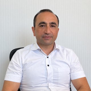 Əməkdaş 4